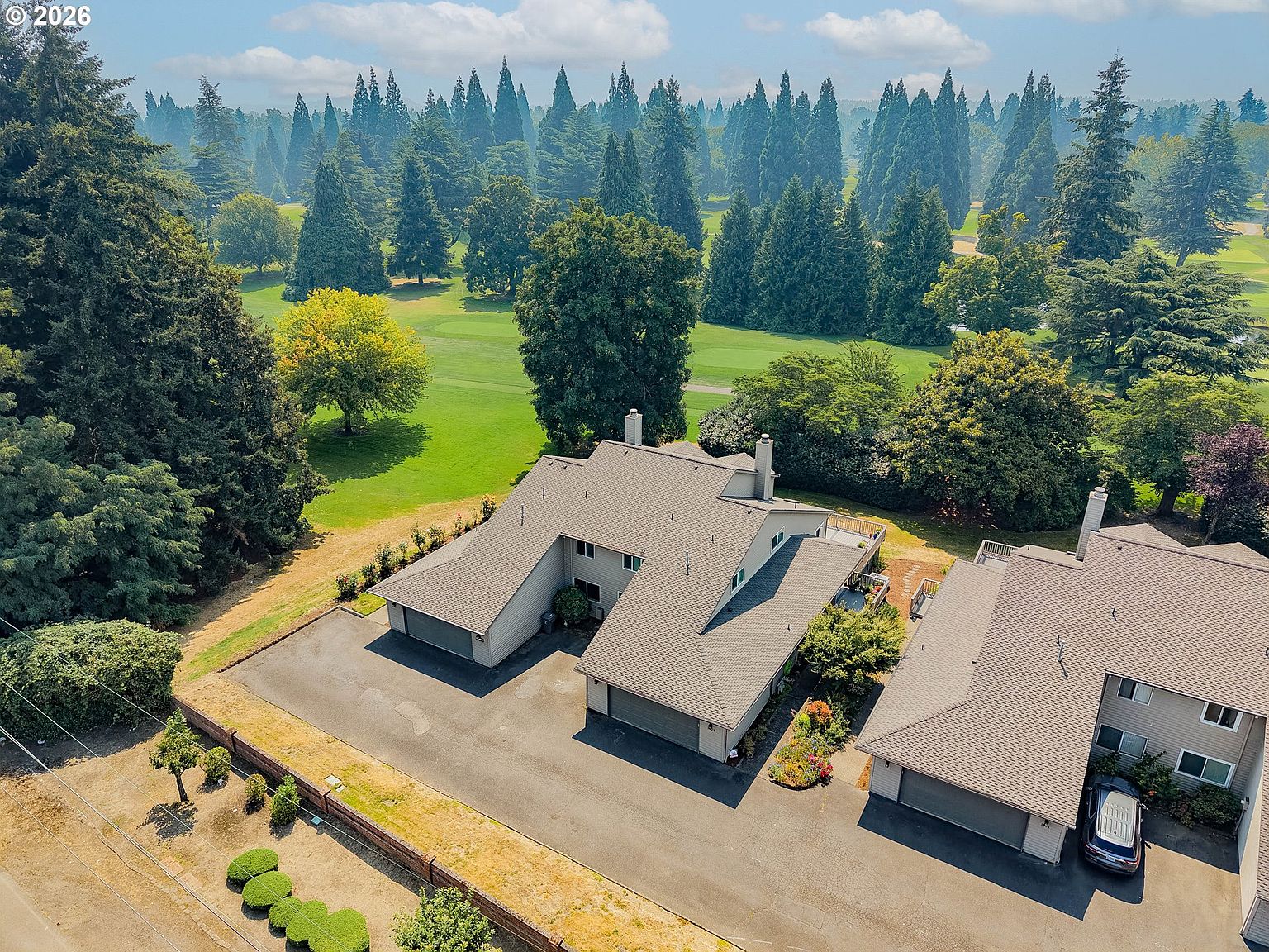 1530 NE Marine Dr — Columbia Edgewater Country Club