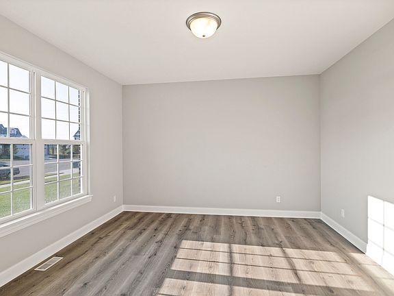 4th image of 10188 Sentry Dr