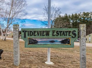 65 Tideview Dr #65, Dover, NH 03820