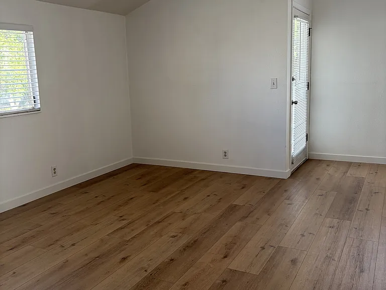 3538 W Parkway Blvd #BOULEVARD3 — Photo 4
