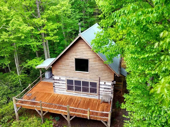 755 Hollyberry Ln, Marshall, NC 28753