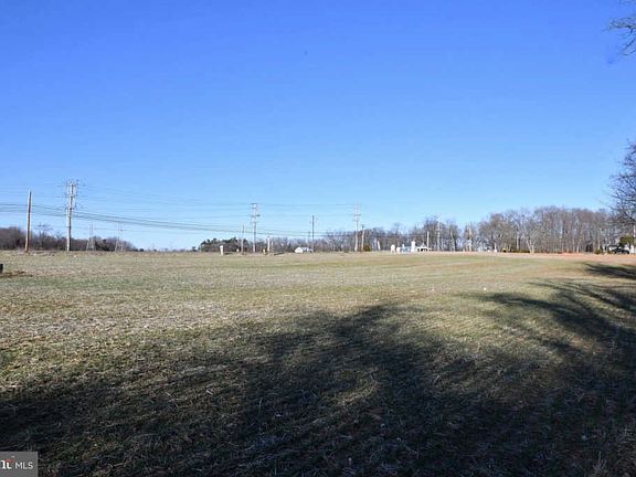 5th image of 1619 Jarrettsville Rd