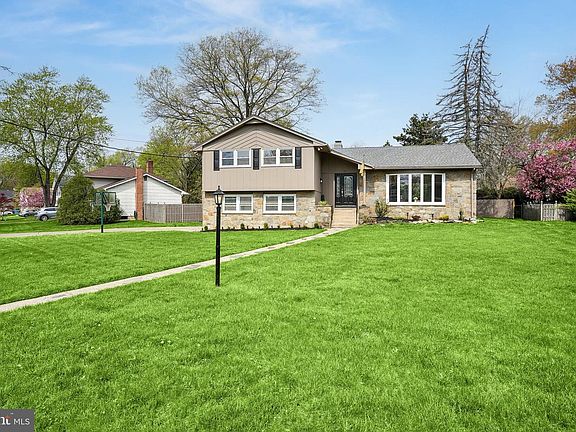 2nd image of 210 Philellena Rd