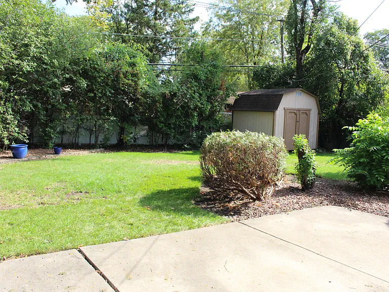 283 S Fair Ave — Photo 41