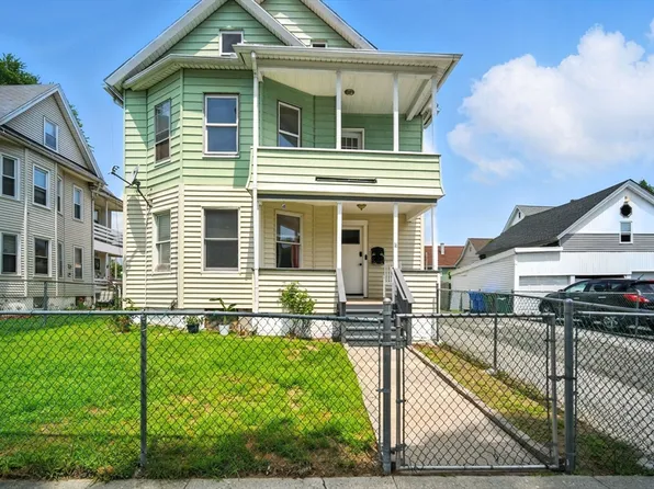 16 Laurel St, Springfield, MA 01107