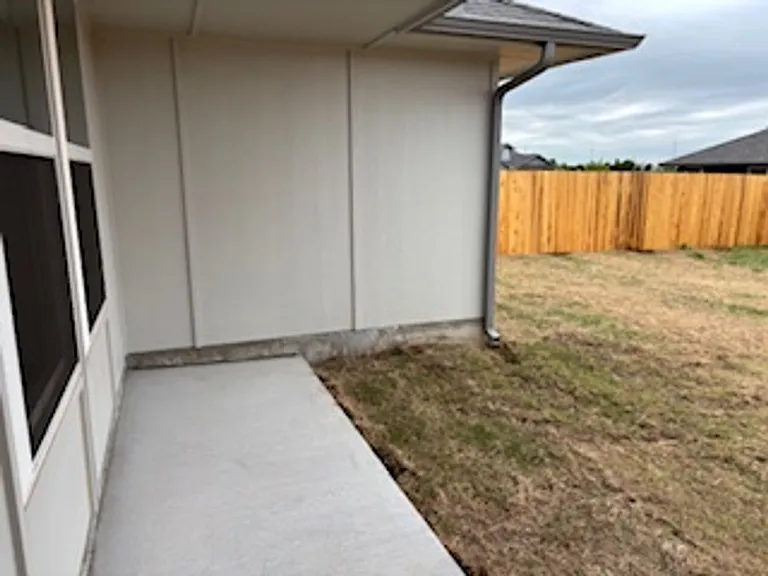 9209 Blackfork Ln — Photo 19