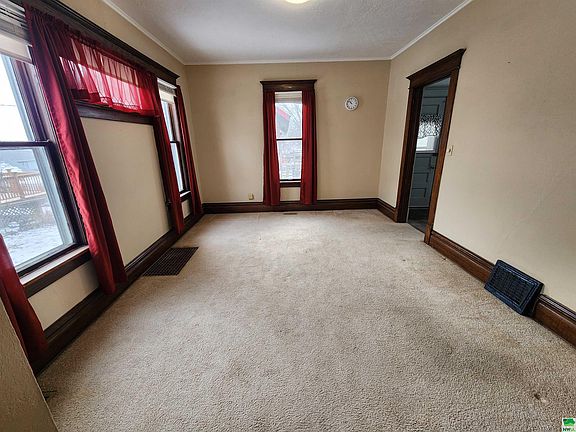 2nd image of 1208 Hill Ave