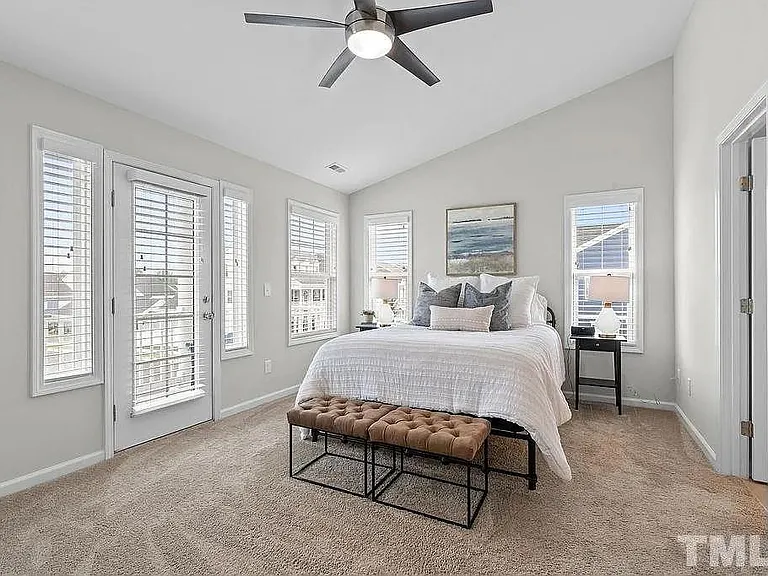 1188 Russet Ln — Photo 14
