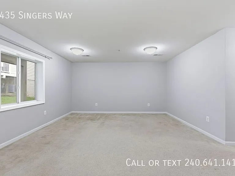 7435 Singers Way — Photo 19