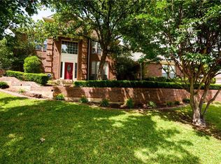 2945 Hillside Dr, Highland Village, TX 75077