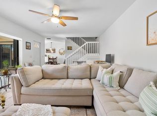 2596 Lakeview Ct, Cooper City, FL 33026