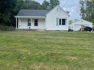 33416 S Honey Lake Rd, Burlington, WI 53105