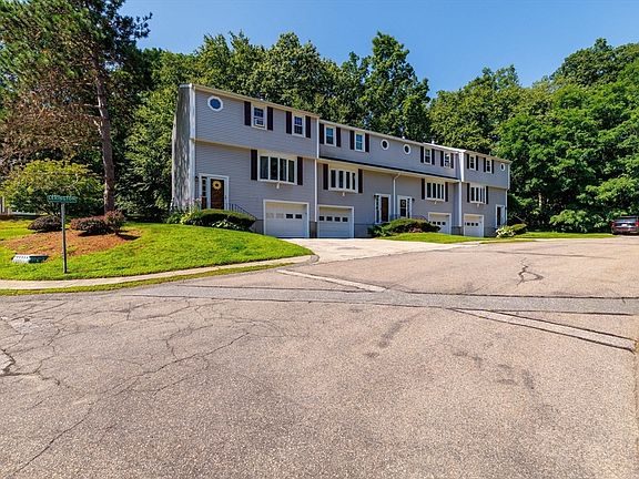 2nd image of 49 Lexington Rd