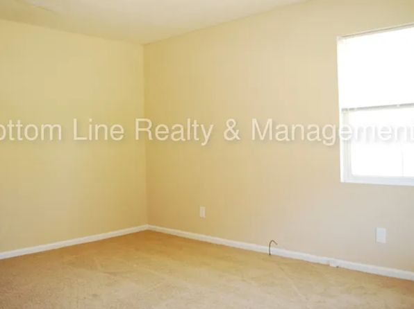 1062 Mountain Crest Dr