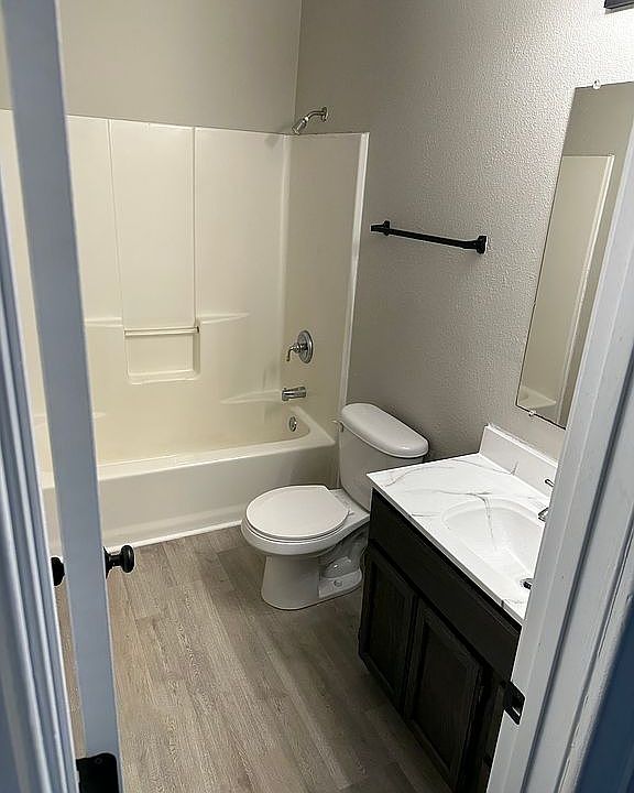 Unit A (2 Bed/ 1 Bath)
