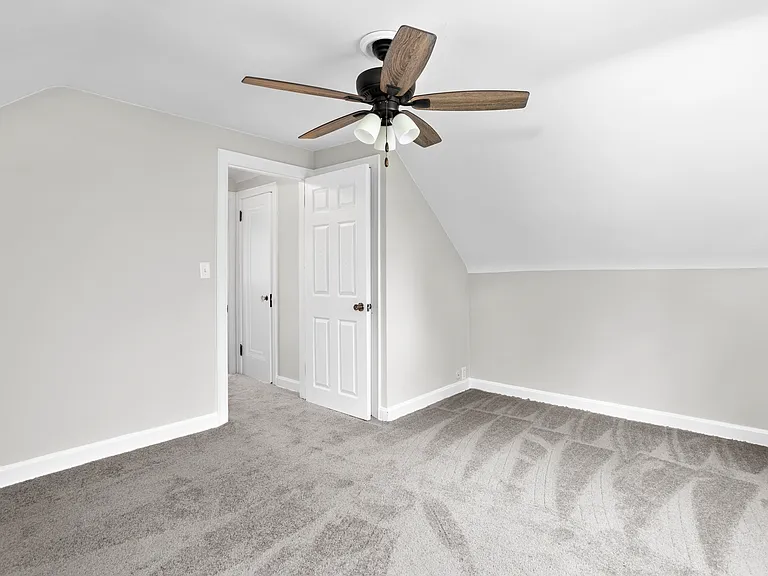 188 Glendola Ave — Photo 11