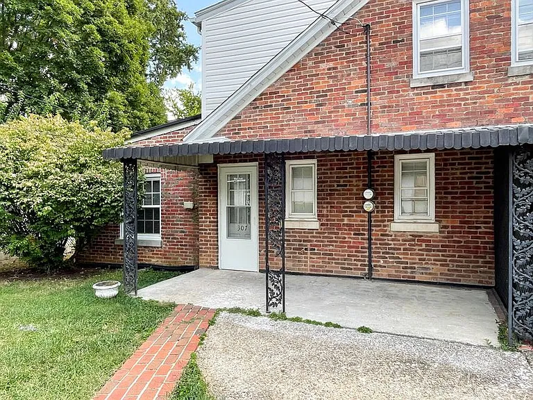 307 Hillsboro Ave #307 — Photo 34