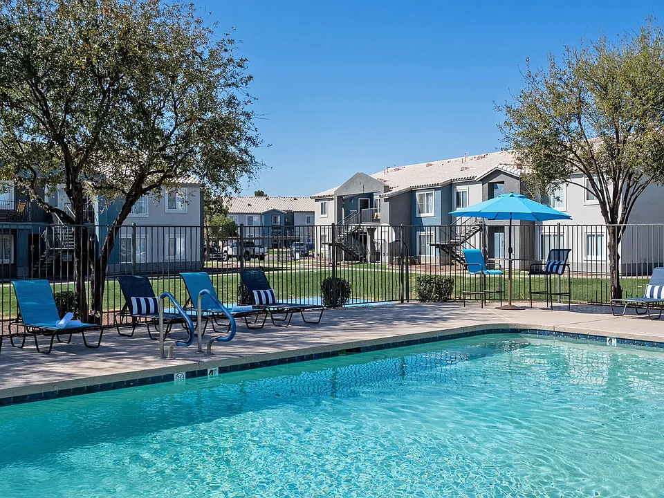 Riverwood Apartments