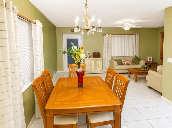 175 Flanders D, Delray Beach, FL 33484