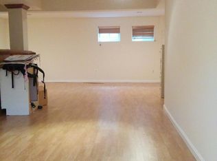 8056 Powderbrook Ln, Springfield, VA 22153