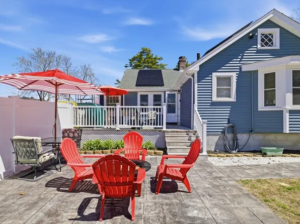 6 Birch St, Wareham, MA 02571
