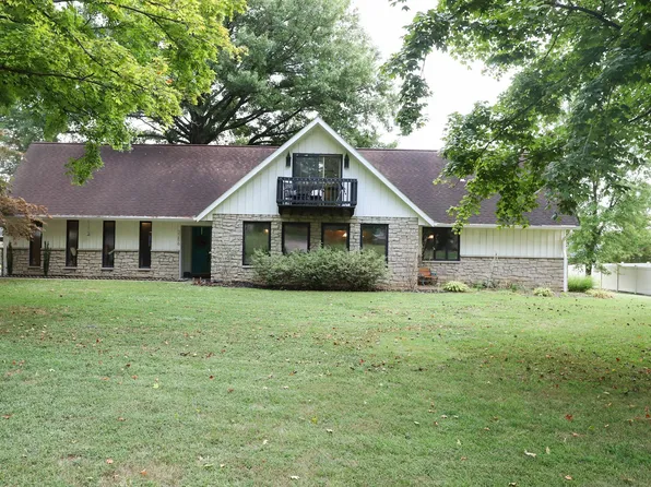 3256 Bittersweet Dr, Jasper, IN 47546