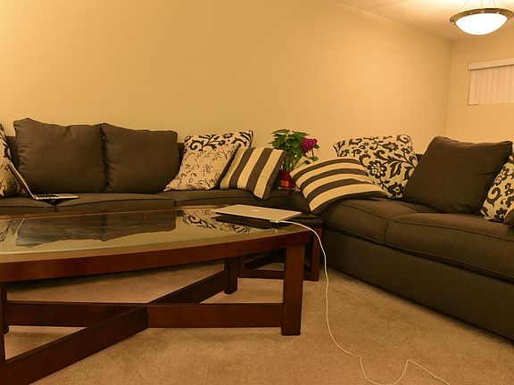 3rd image of 630 Park View Dr APT 313
