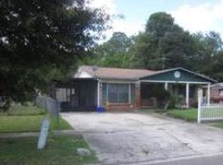 7522 John F Kennedy Dr W, Jacksonville, FL 32219