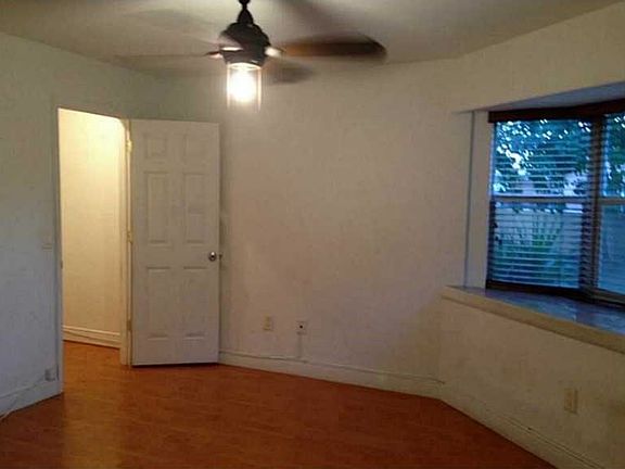 4th image of 10677 NW 45th St #10677