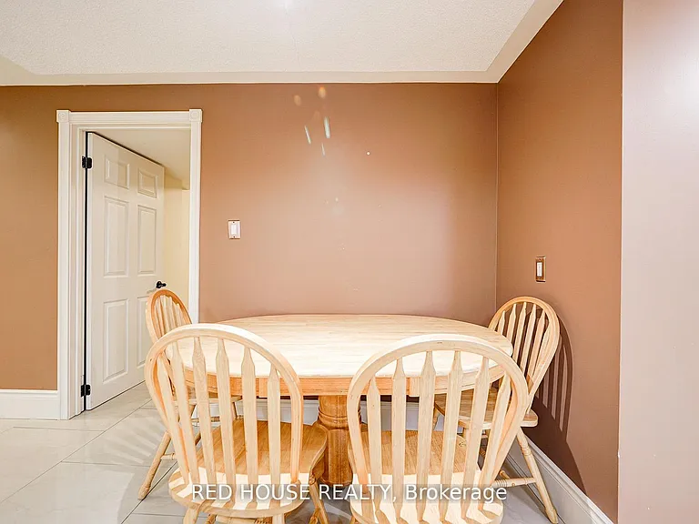 4450 Mayflower Dr #BASEMENT — Photo 7