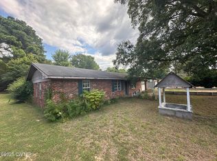 31 Spring Creek Law Rd, Jackson, TN 38305