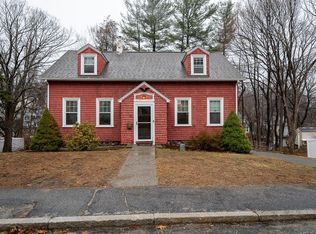 15 Rockrimmon Rd, Worcester, MA 01602