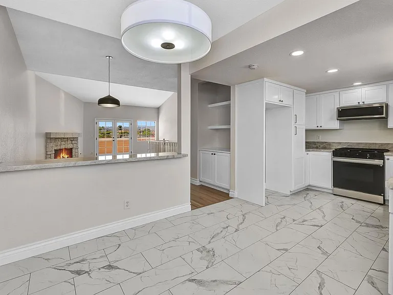 203 N Lucia Ave #3 — Photo 12