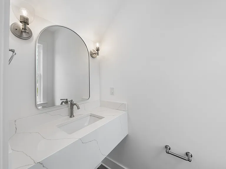 2805A Fawn Ave — Photo 12