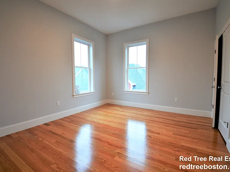 18 Murdock St #3 — Photo 5