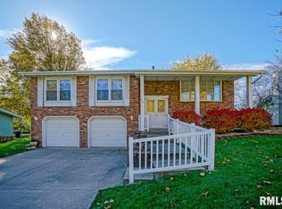 8644 N Picture Ridge Rd, Peoria, IL 61615