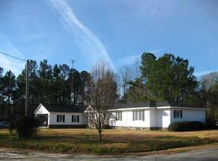 605 Ridge Rd, Galivants Ferry, SC 29544
