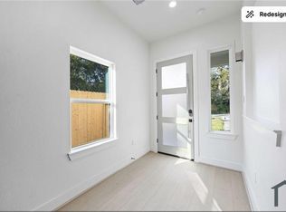 5222 Gold St, Houston, TX 77026