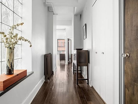 2nd image of 425 Park Ave S APT 8D