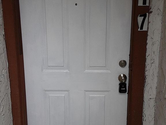 2nd image of 4317 Melissa Ct N