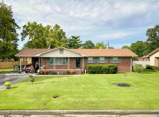 1712 Vinca St SW, Decatur, AL 35601