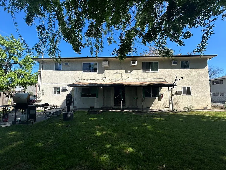 745 W.1st Ave — Photo 11