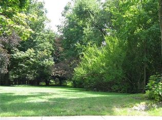 Wayne St, Corry, PA 16407