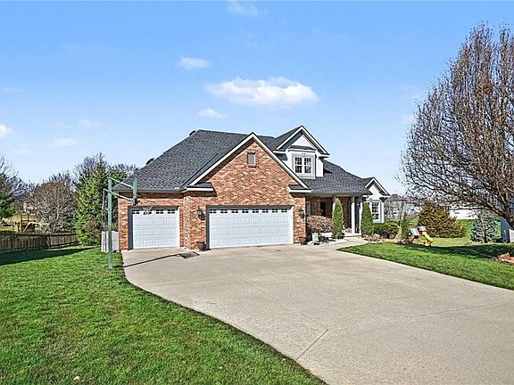 2nd image of 13090 Red Oak Ct