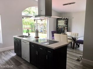 16339 SW 6th St, Pembroke Pines, FL 33027