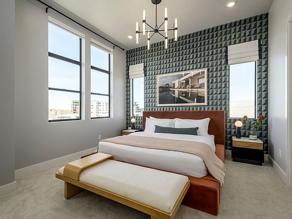 2nd image of 1986 Wilshire Rd E #3