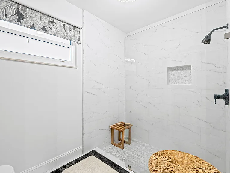 2474 Bedford Mews Dr — Photo 20