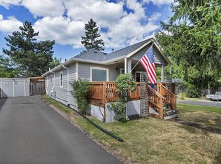 8327 SE Clatsop St, Portland, OR 97266