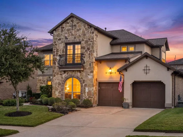 126 Summer Holly Dr, Conroe, TX 77384