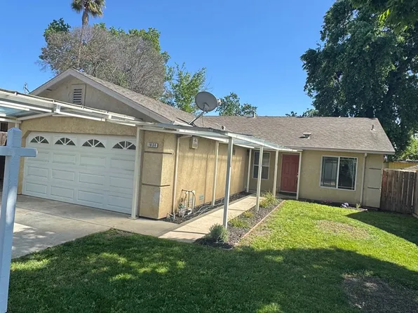 1836 E Robertson St, Stockton, CA 95205